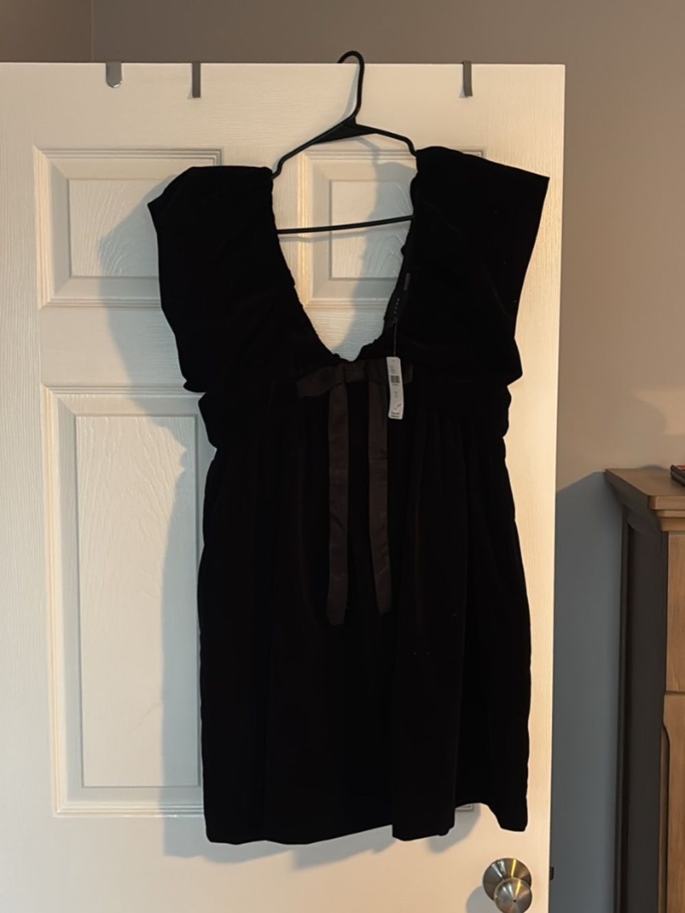 NWT Endless Rose Velvet Bow Mini Dress (anthropolgie) - Picture 3 of 3